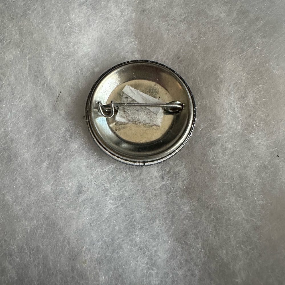 Minion Button Pin - Picture 2 of 2